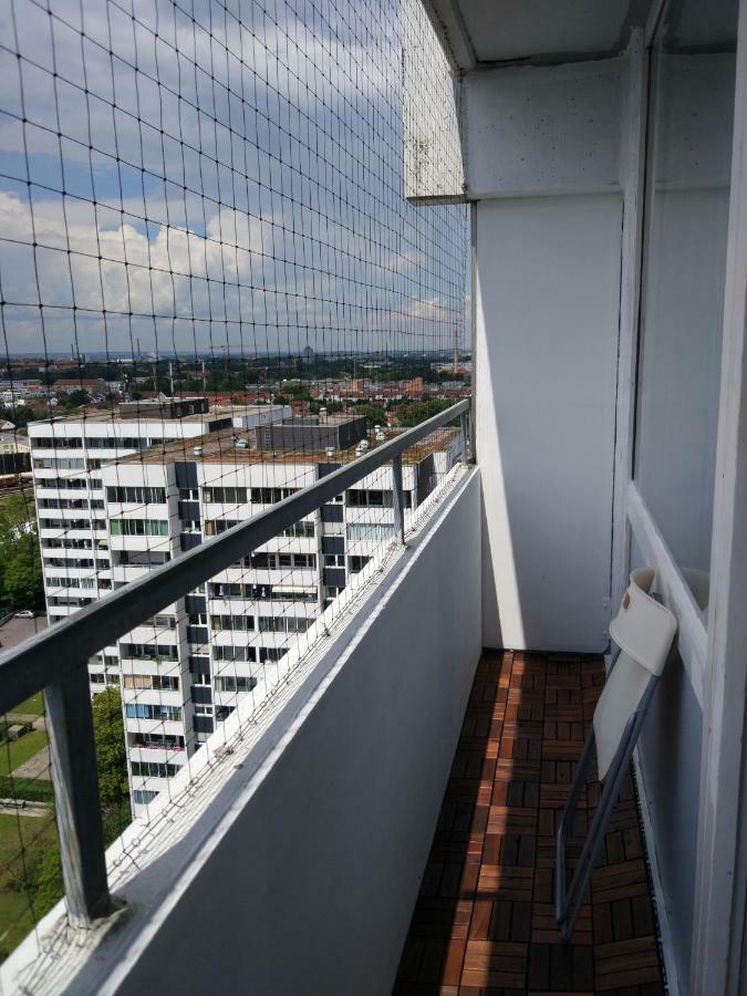 Hausburg Studio. City View Augsbourg Extérieur photo
